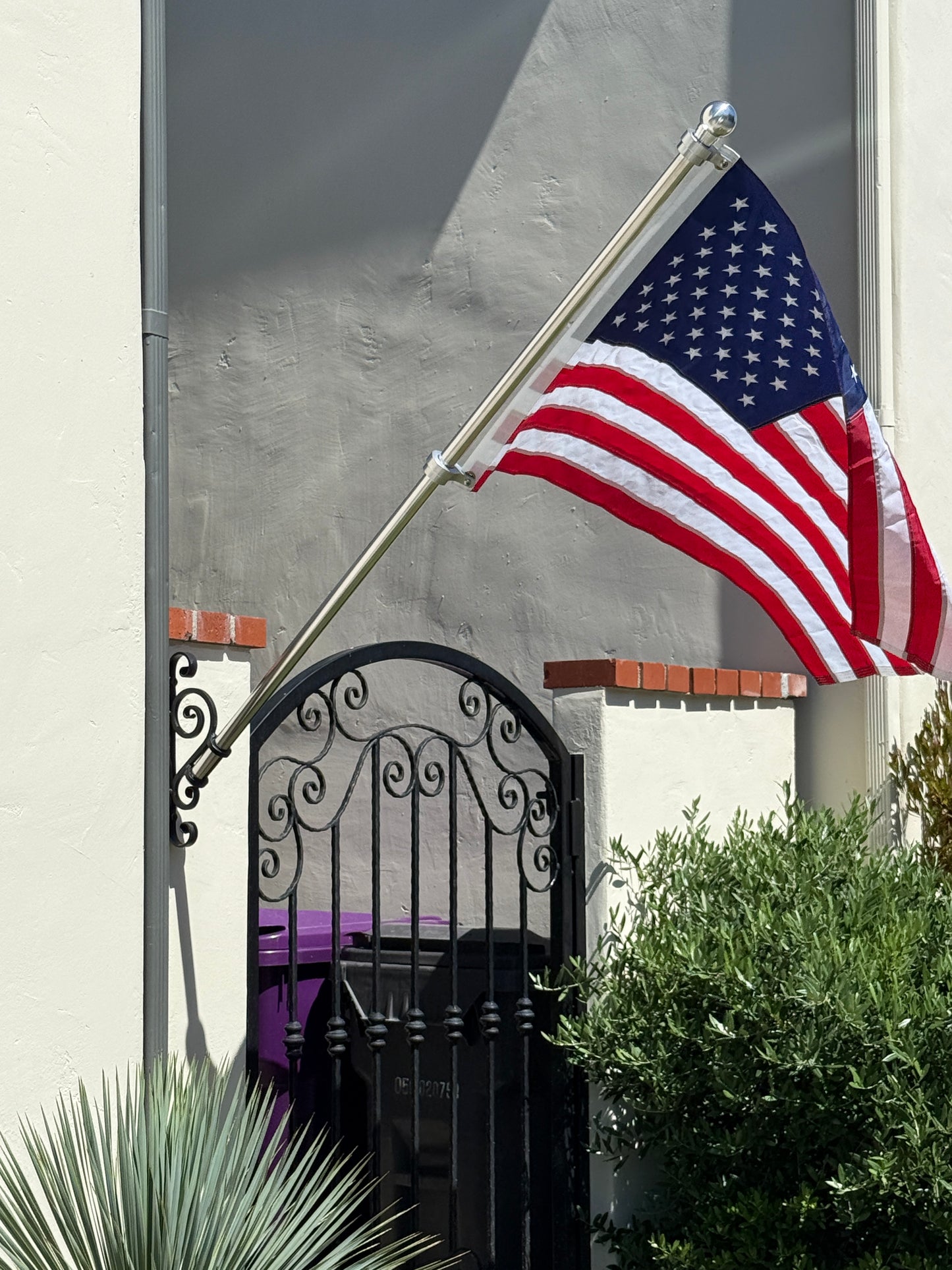 All Metal Industrial Grade Flagpole Swivel Rings with Sealed Bearings -Direct Mount No Clips Needed